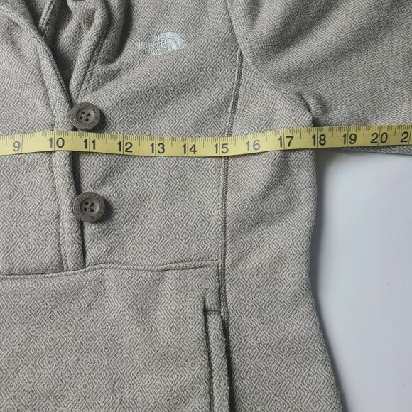 The North Face Quarter Button Pullover Sweater Women's Size Small Tan/Brown - Picture 9 of 11